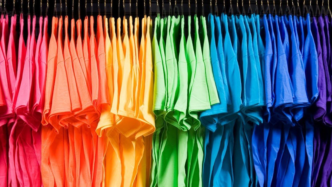 50/50 Cotton/Poly Blend vs. 100% Cotton: What’s the Difference?